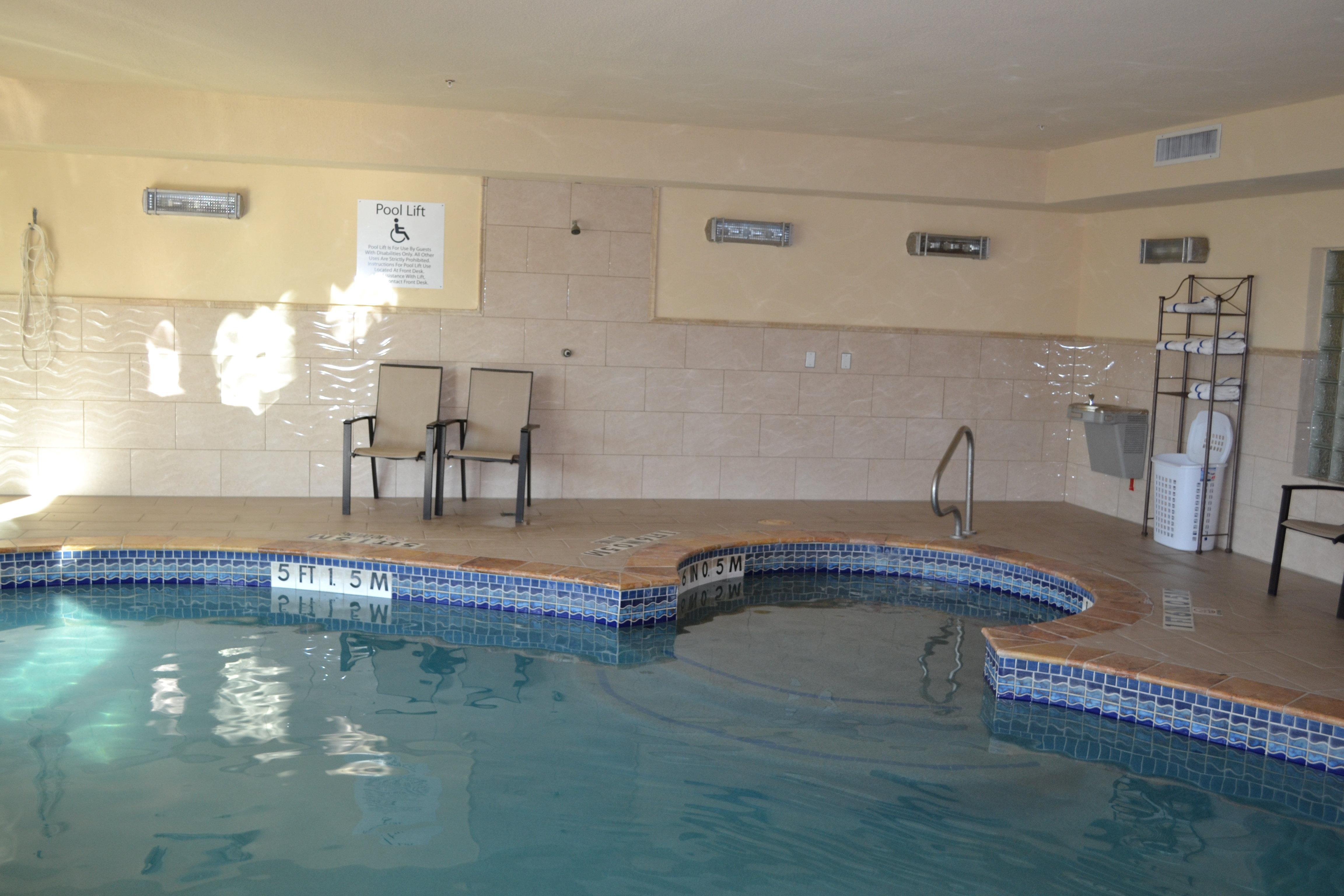 Holiday Inn Express Hotel & Suites Gainesville By Ihg Εξωτερικό φωτογραφία