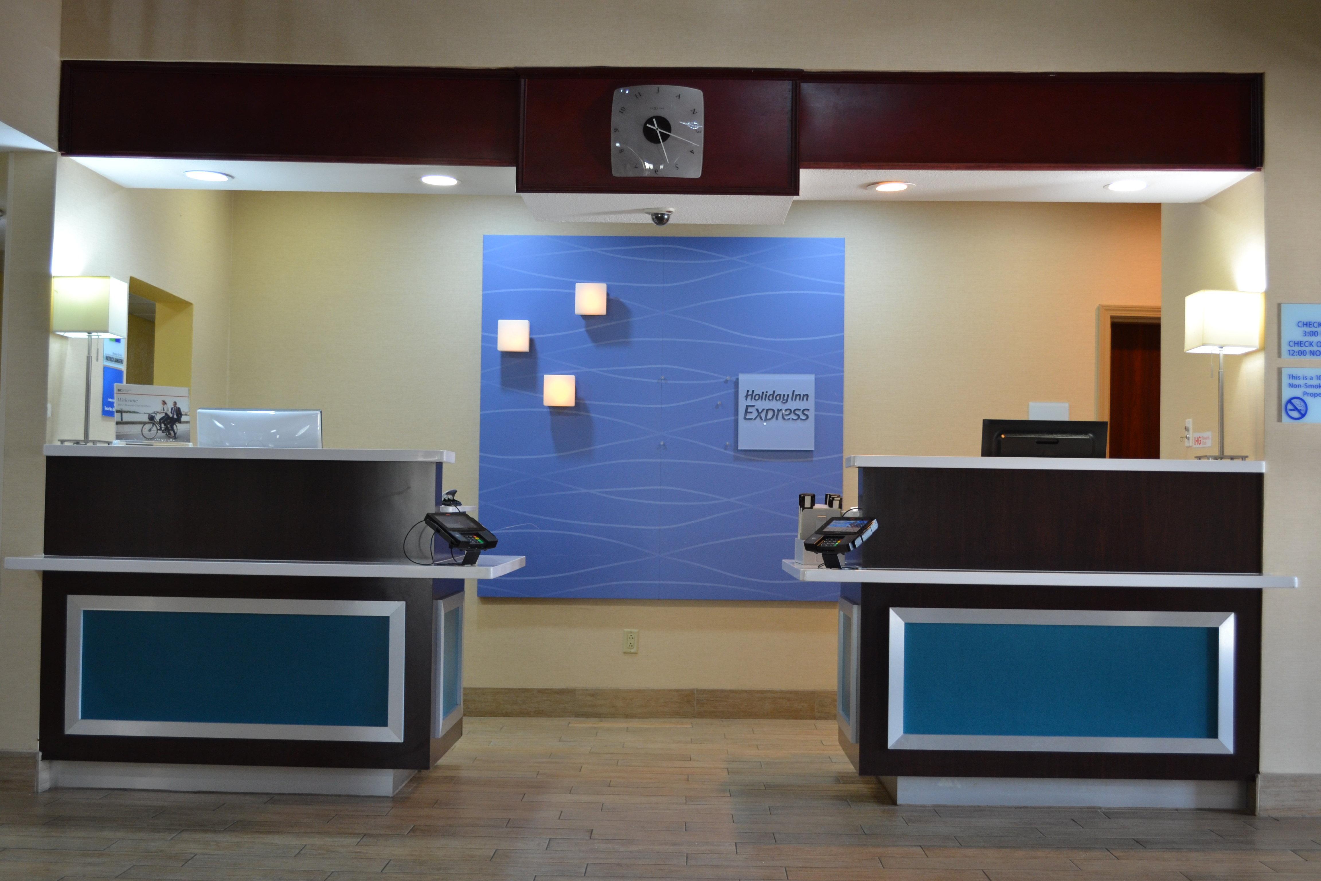 Holiday Inn Express Hotel & Suites Gainesville By Ihg Εξωτερικό φωτογραφία