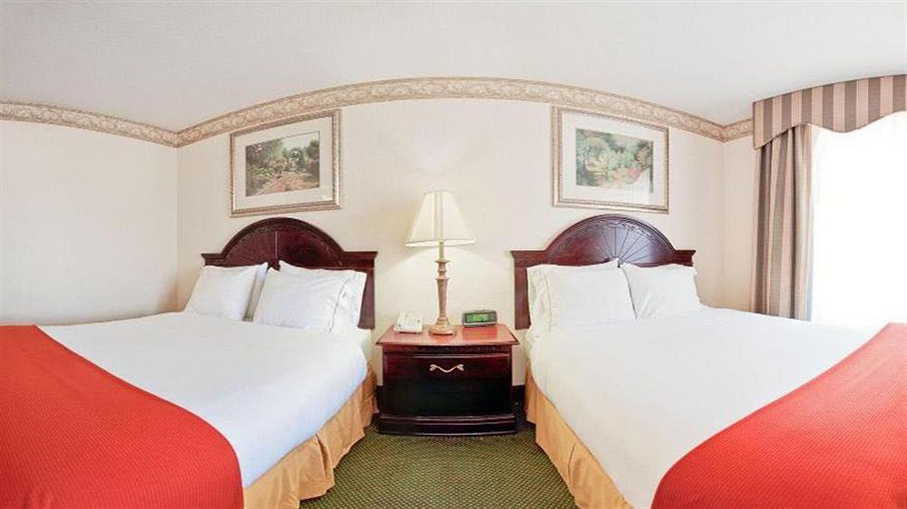 Holiday Inn Express Hotel & Suites Gainesville By Ihg Εξωτερικό φωτογραφία