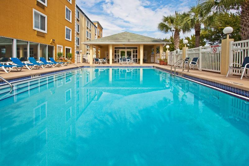 Holiday Inn Express Hotel & Suites Gainesville By Ihg Εξωτερικό φωτογραφία